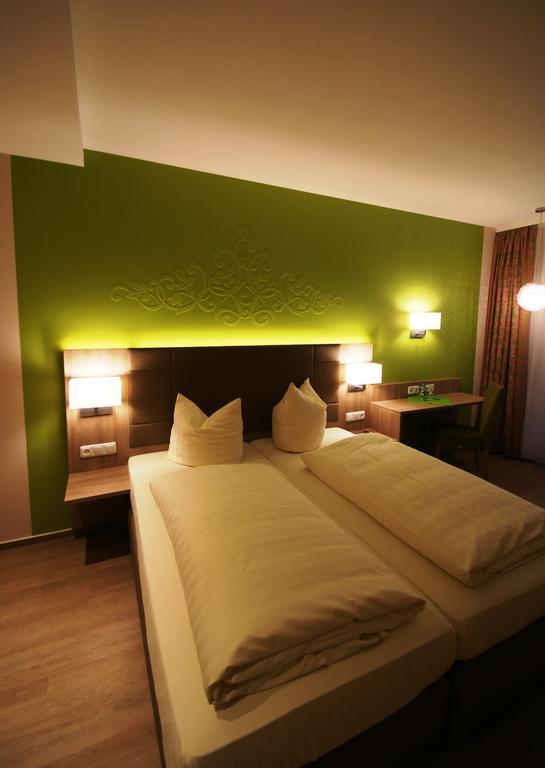 Landhotel Im Klostereck Strubel-Roos Flonheim Δωμάτιο φωτογραφία